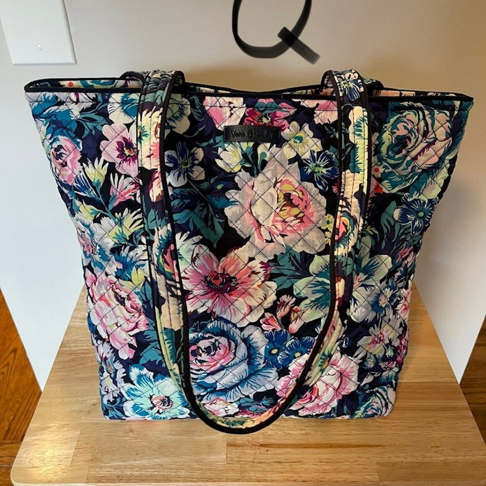 Vera Bradley Iconic Tote in Garden Grove
